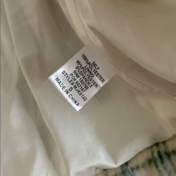 Cute Boxy Jacket - Picture 4 of 5